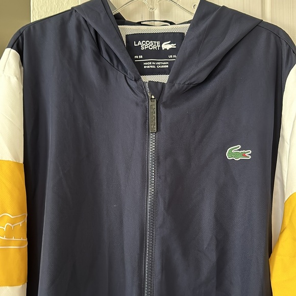 Lacoste windbreaker foul weather jacket with hoodie llike new size XL - Picture 3 of 3